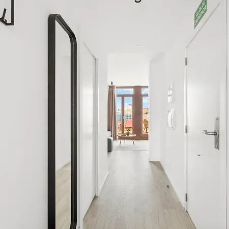 Limehome Calle De Cadiz アパート